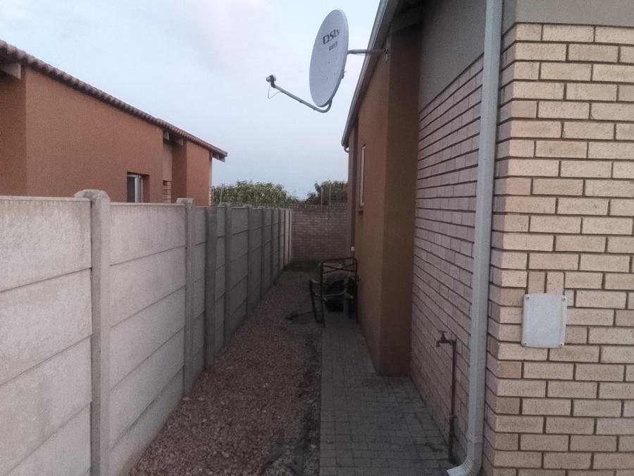3 Bedroom Property for Sale in Mooikloof Country Estate Western Cape